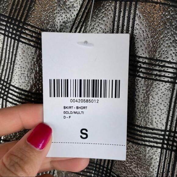 Forever 21 Metallic Gold Plaid Mini Skirt NWT New With Tags Women's Size Small - Picture 11 of 12